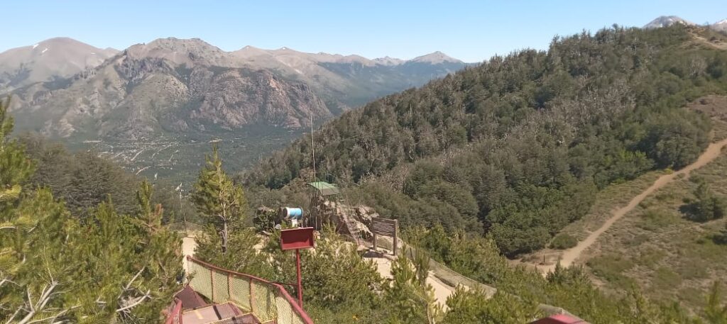 Vista panorámica desde el restaurante giratorio