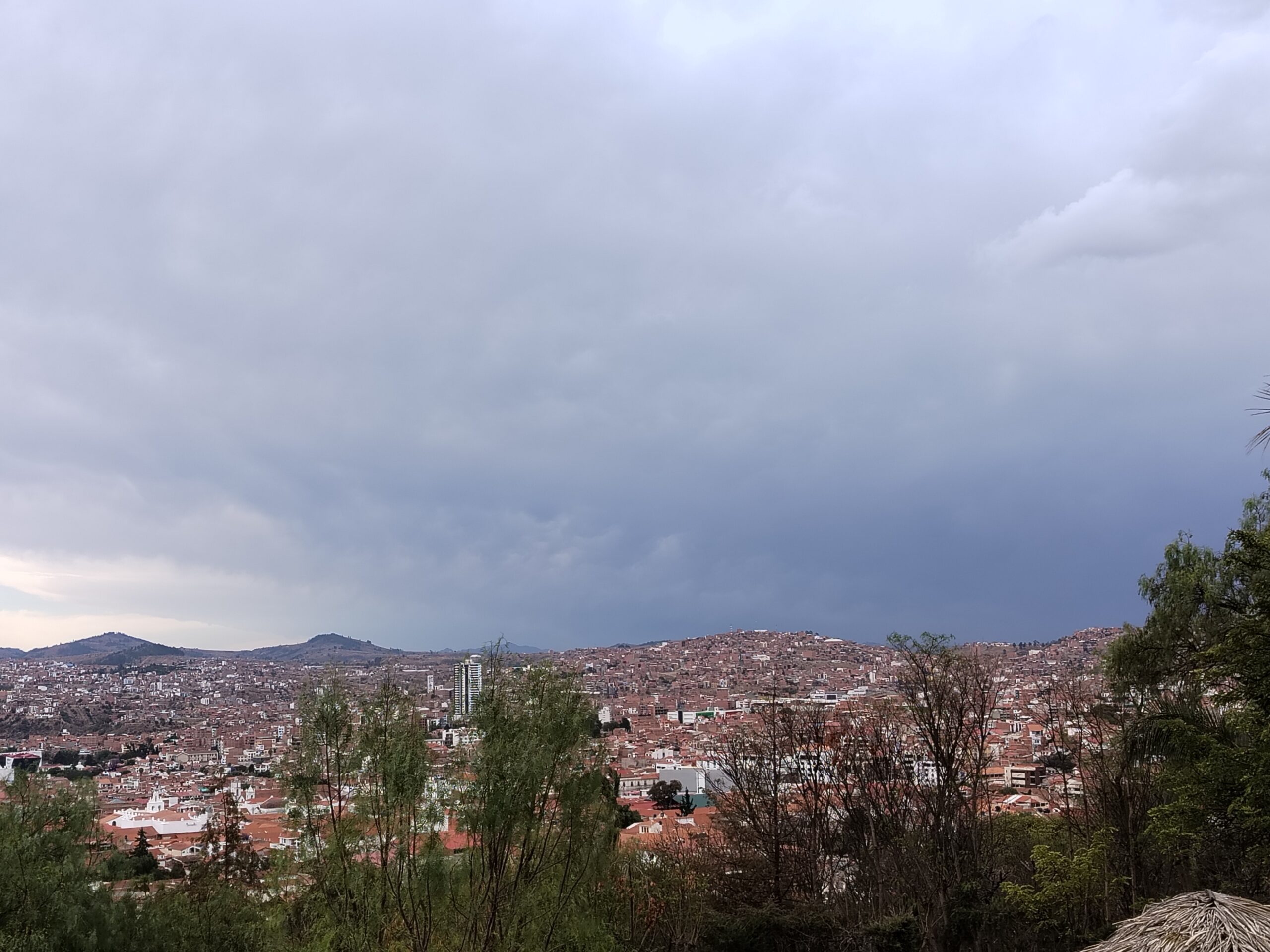 Vista detallada del centro de Sucre desde Recoleta