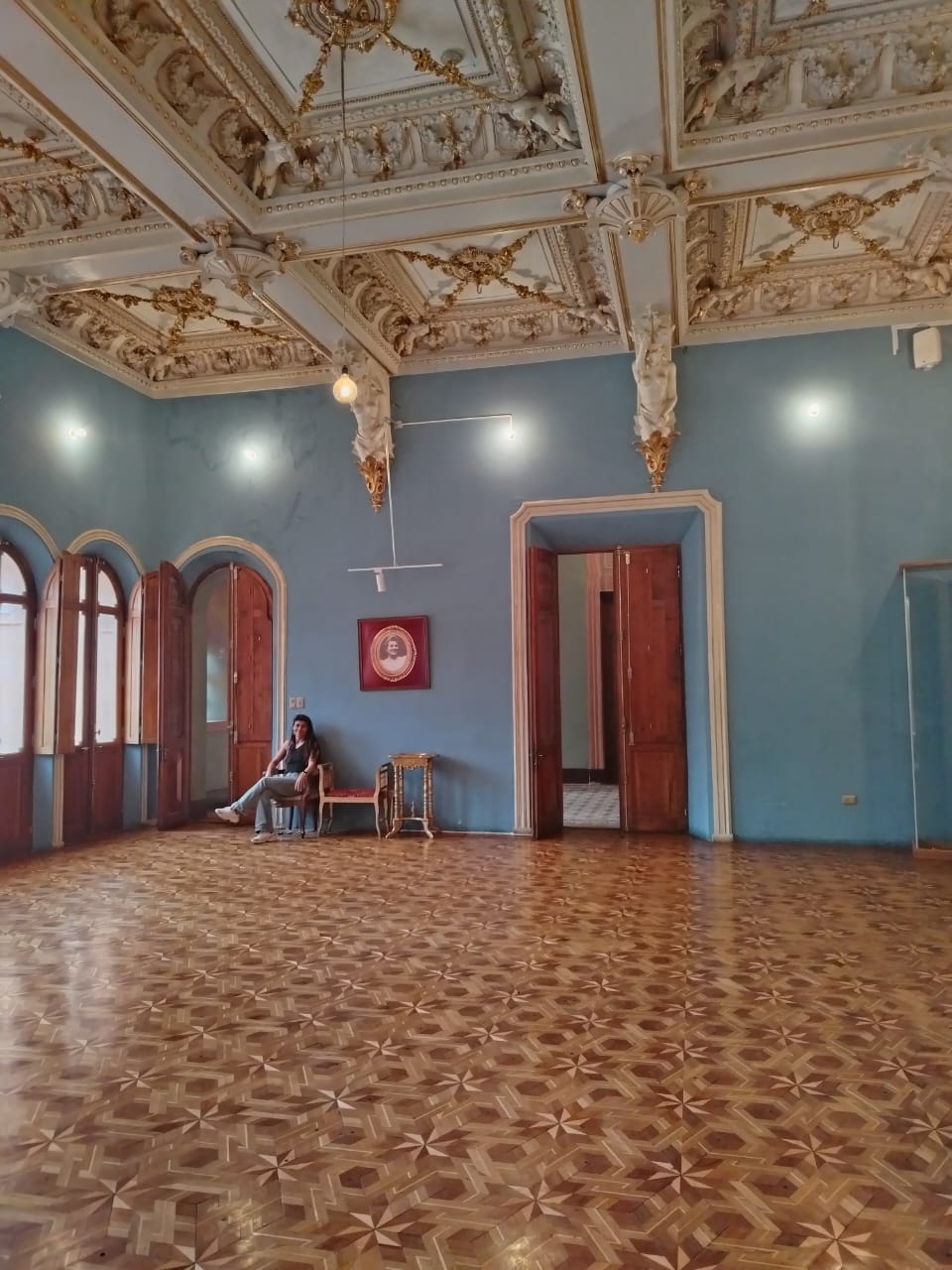 Decoración del techo del salón de baile