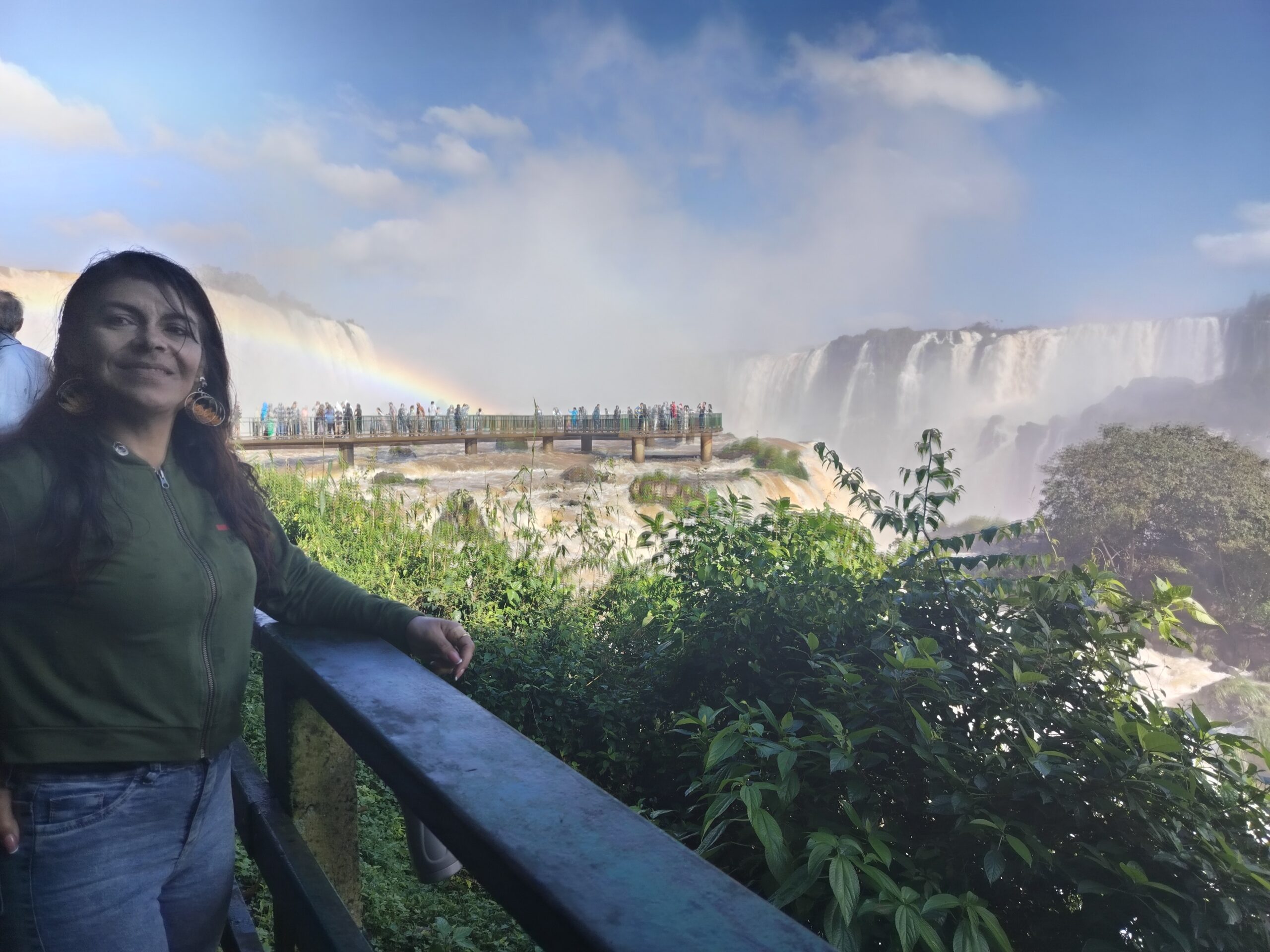 Cataratas del Iguazú y arcoíris
